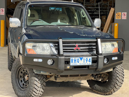 Mitsubishi Pajero Bull Bar