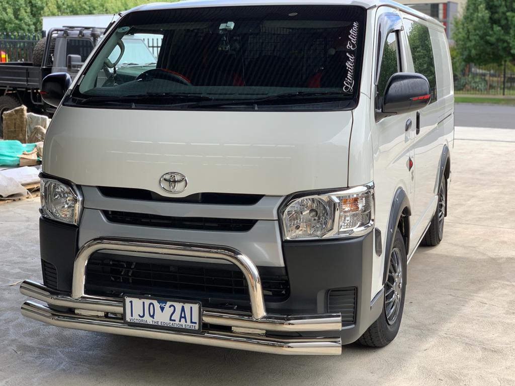 Toyota Hiace Nudge Bar