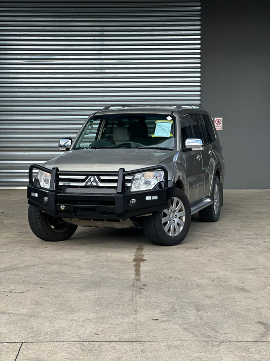 Mitsubishi Pajero Bull Bar