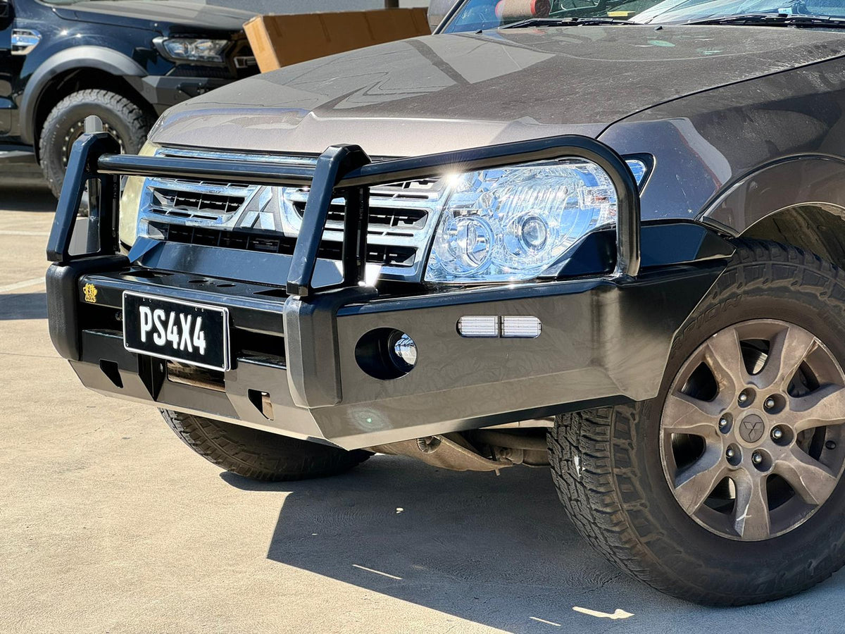 Mitsubishi Pajero Bull Bar